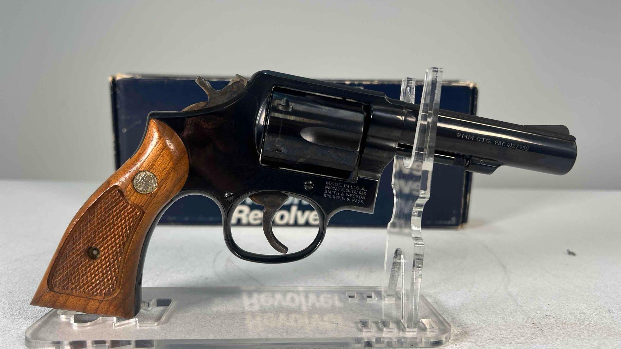 Smith & Wesson Model 547 9MM Revolver thumbnail