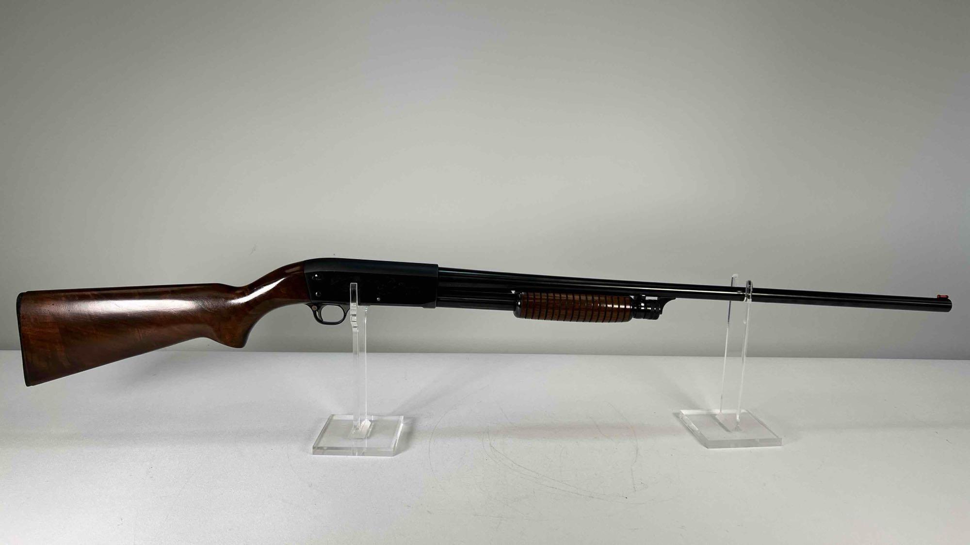 Ithaca Model 37 Featherlight 16 Gauge Shotgun thumbnail